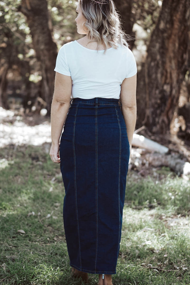 Dark wash high deals waisted denim skirt